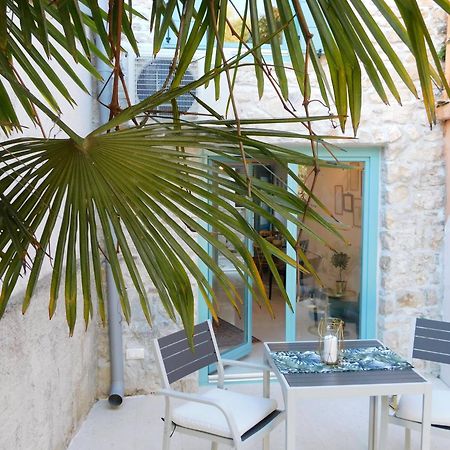 Bezauberndes Steinhaus Mit Garten In Der Altstadt Von Rovinj Extérieur photo